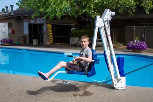 Mighty 400 Pool Lift - Image 3